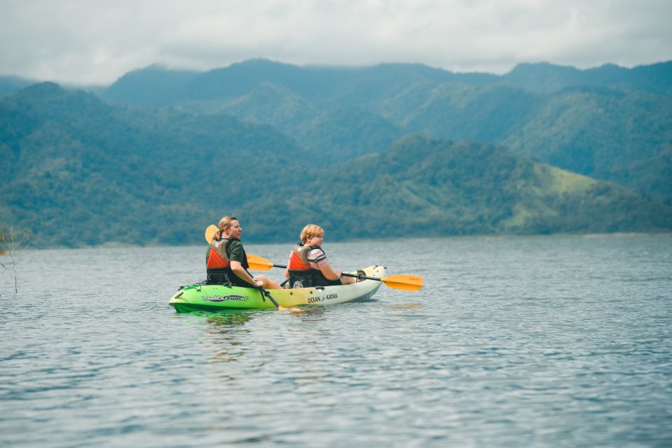 哥斯达黎加，阿雷纳尔必做之事:探索阿雷纳尔湖